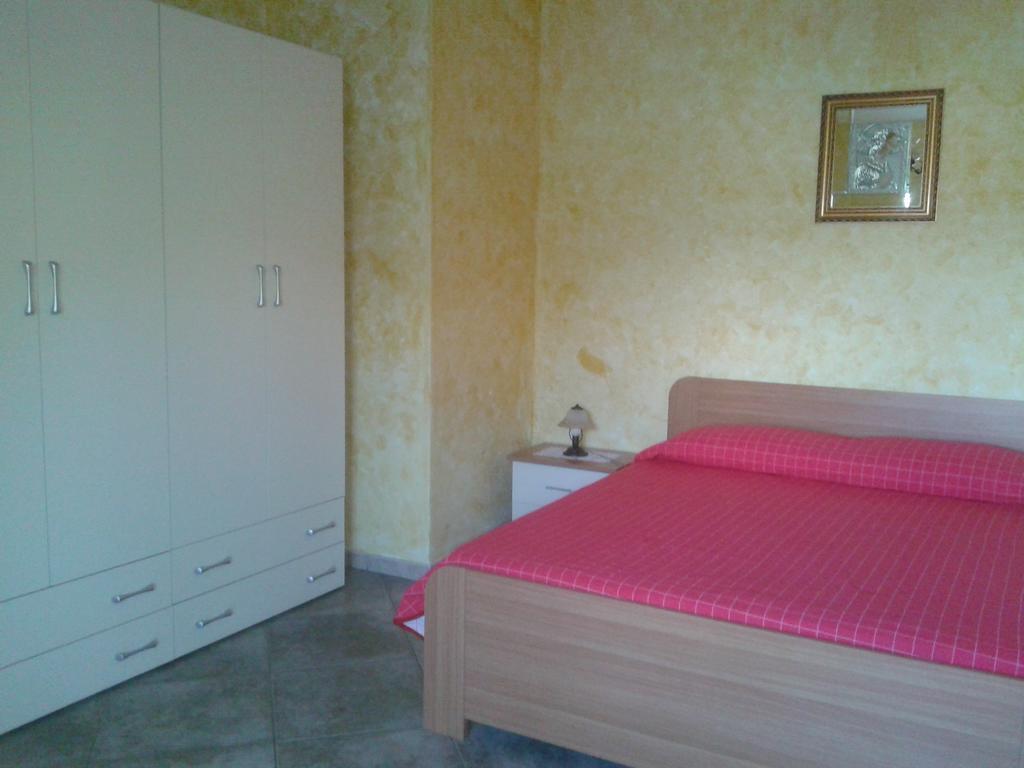 Appartamento Sa Funtana Кардеду Стая снимка